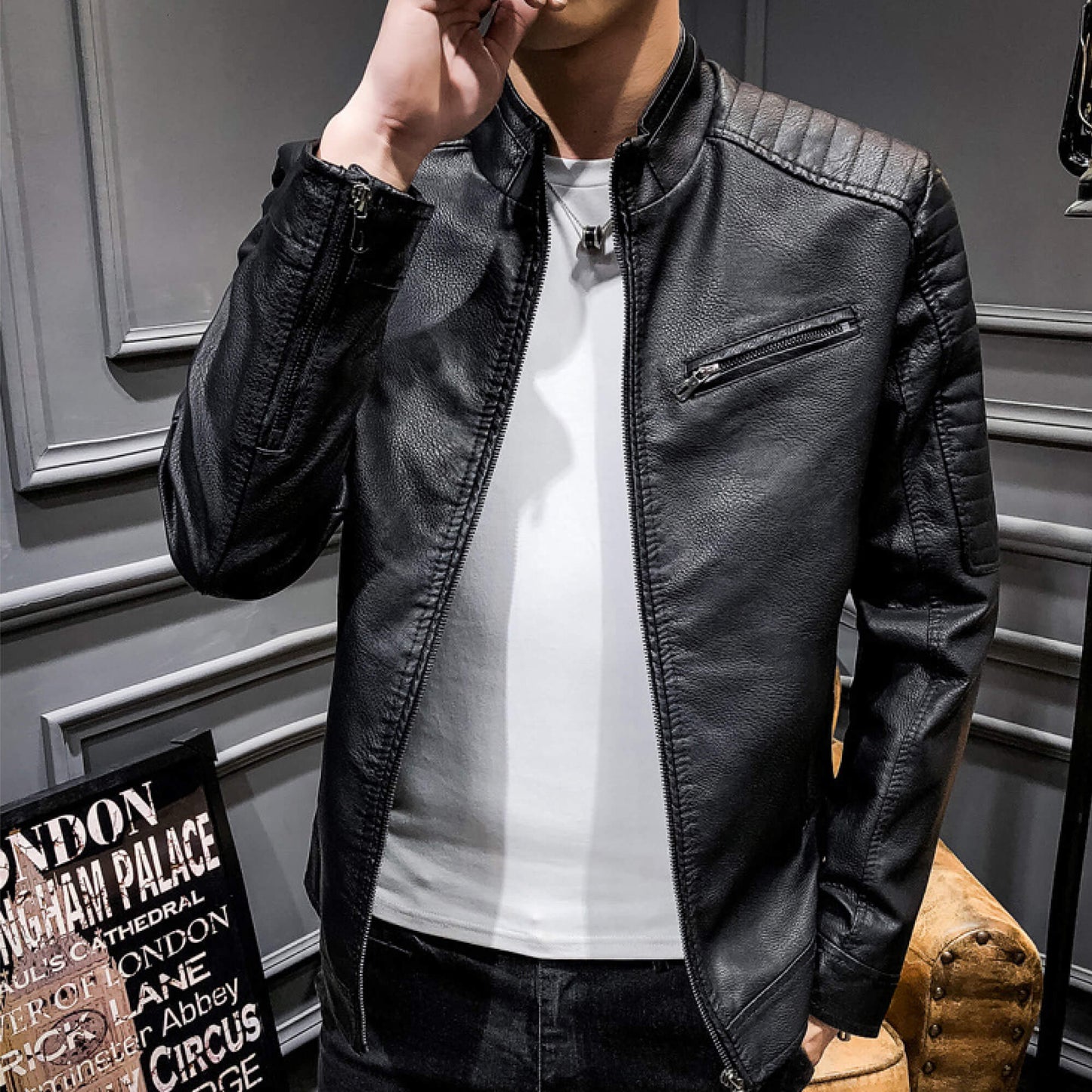Distinguierte Winter-Eleganz: Der Slim-Fit Lederblazer in Perfektion